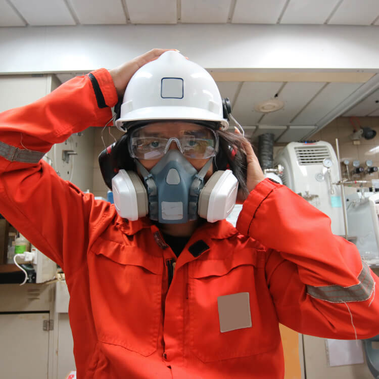 mask-fit-section Mask fit kit for workplace safety